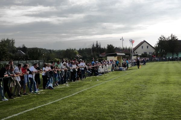 Štadión TJ Družstevník Vrakúň - Vrakúň