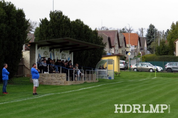 Fotbalové Hřiště Církvice - Církvice u Kutné Hory