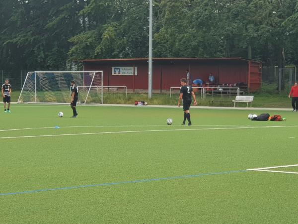 Sportplatz Ivenshofweg - Köln-Merkenich