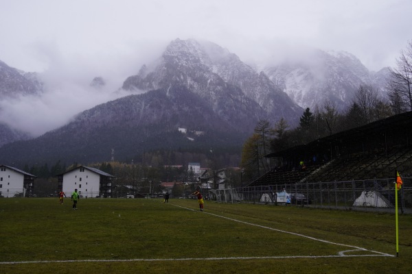 Stadionul Caraimanul - Bușteni