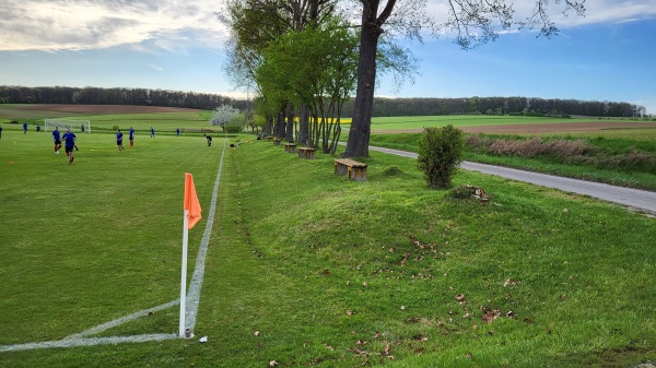 Sportplatz Burghausen - Wasserlosen-Burghausen