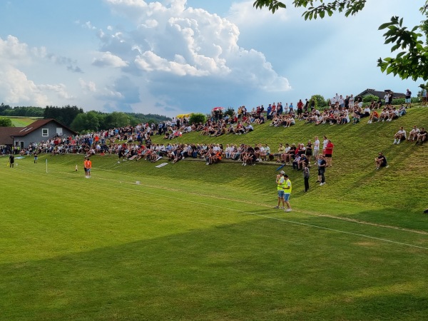 Sportanlage an der Sandgrube - Mainburg-Sandelzhausen