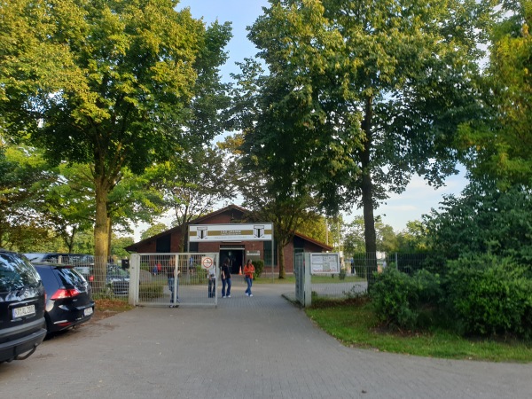 Bezirkssportanlage Reinersweg Platz 2 - Krefeld