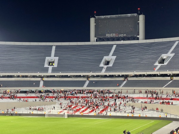 Estadio Mâs Monumental - Buenos Aires, BA