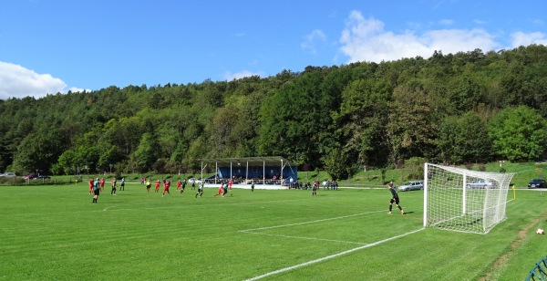 Futbalové ihrisko Hradište pod Vrátnom - Hradište pod Vrátnom