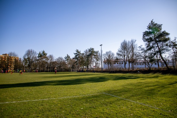 Sportanlage Karl-May-Straße Platz 3 - Erlangen-Frauenaurach