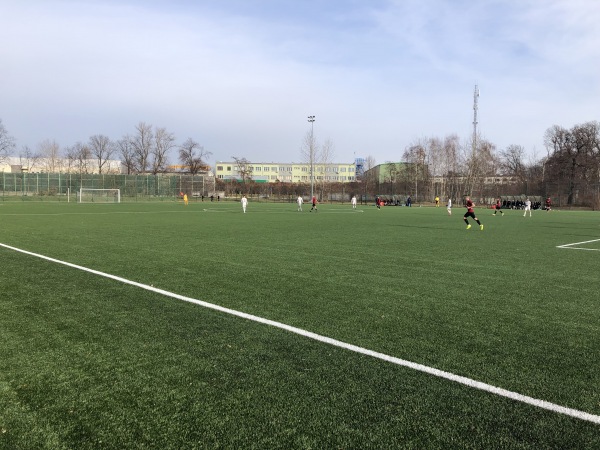 Stadion GKS Walka Makoszowy obok - Zabrze