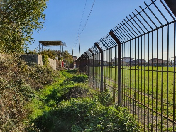 Stadiumi Redi Maloku - Fushë-Krujë