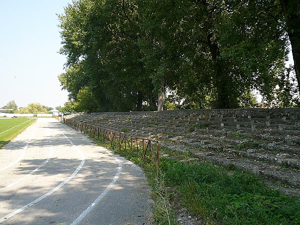 Stadionul Orășenesc  - Glodeni