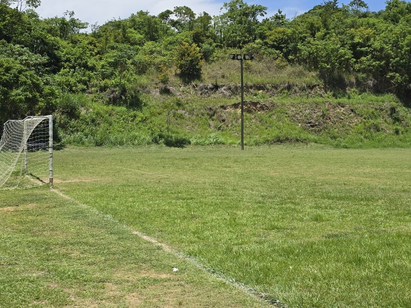 Campo de Fútbol de Corozal - Corozal, Bay Islands, Roatán