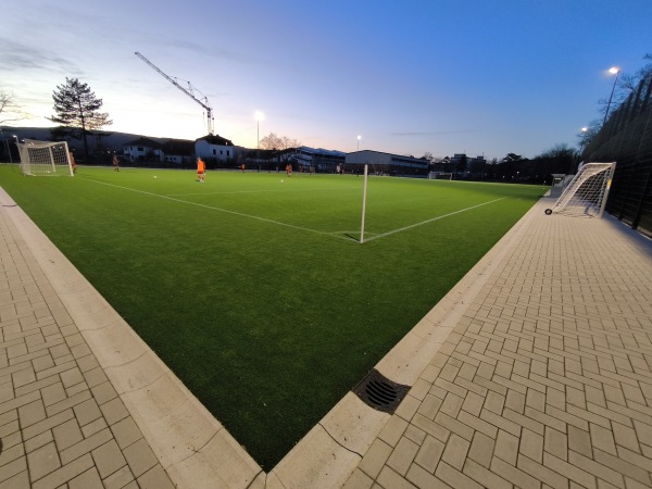 Sportplatz im Schulzentrum Bachem - Bad Neuenahr-Ahrweiler-Bachem