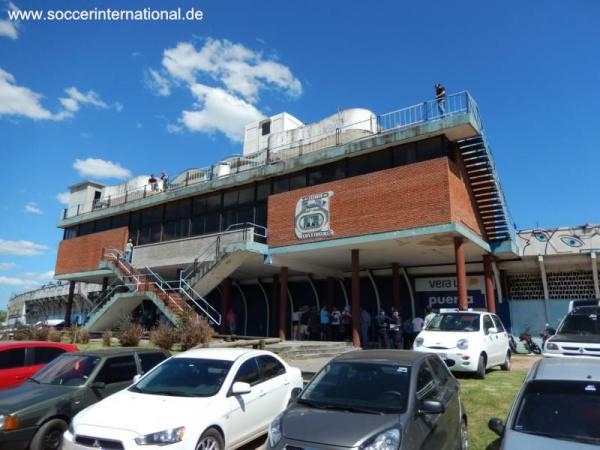 Estadio Monumental Luis Tróccoli - Montevideo