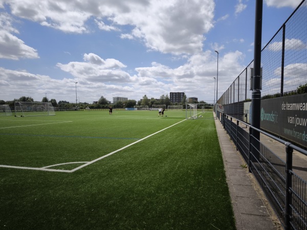 Sportpark De Groote Wielen veld 5 - 's-Hertogenbosch-Rosmalen