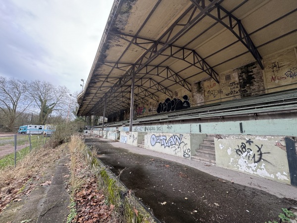 Stadion Weidenpescher Park - Köln-Weidenpesch