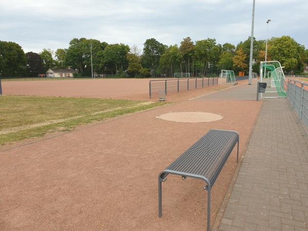 Bezirkssportanlage Nippes Platz 2 - Köln-Nippes