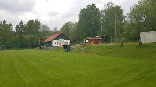 Sportplatz Am Kirchenwald - Suhl-Goldlauter