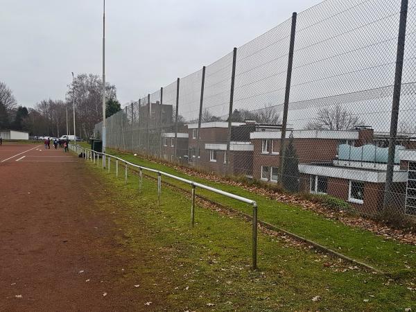 Sportplatz Lichtenauer Weg - Hamburg-Eißendorf