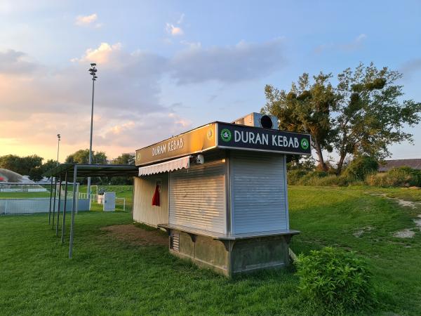 Ostbahn-XI-Platz Nebenplatz - Wien