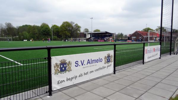 Sportpark Ossenkoppelerhoek veld 11-SV Almelo - Almelo-Ossenkoppelerhoek