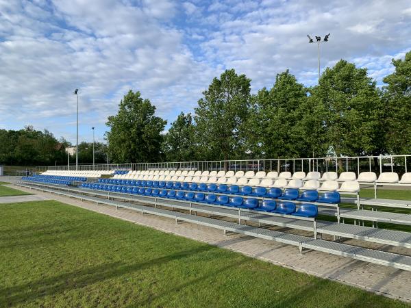 Stadion Miejski w Gostyniu Boisko obok - Gostyń
