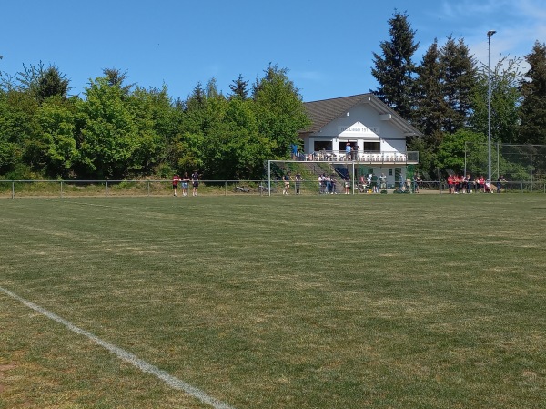 Sportplatz Schloßberg - Lieser/Mosel
