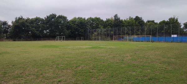 Schulsportplatz B - Uetze
