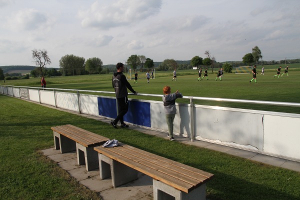 Sportplatz Zur Mühle - Warburg/Westfalen-Ossendorf