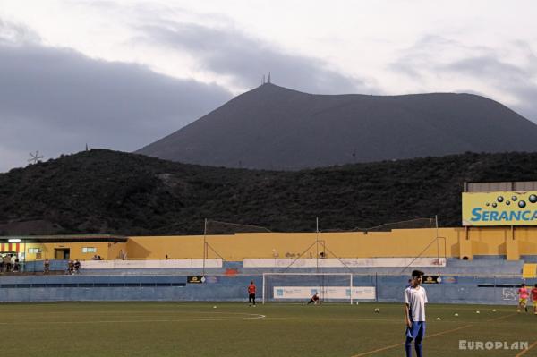 Campo de Fútbol La Palmera - San Isidro, Tenerife, CN