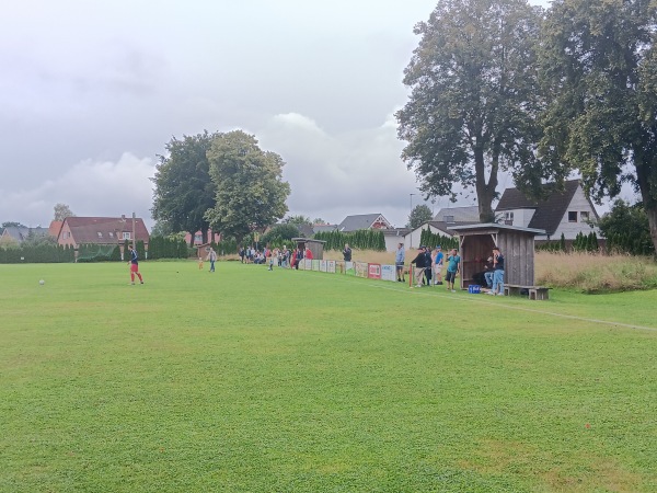 Sportplatz Uhlenbusch - Breitenfelde