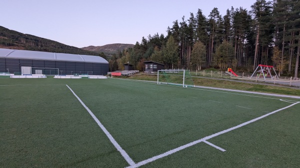 Kaupanger Idrettspark øvre bane - Kaupanger