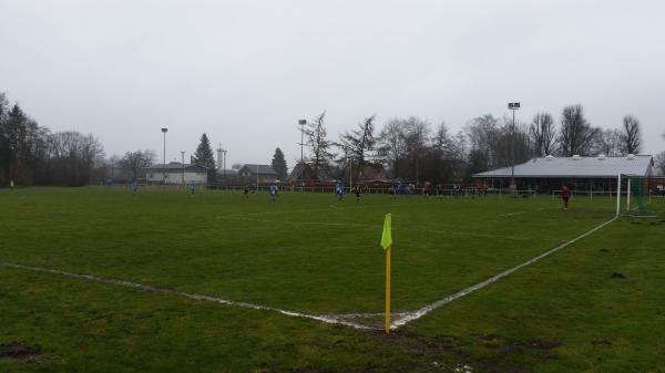 Sportplatz Schulstraße - Struvenhütten