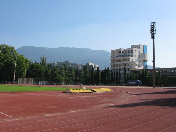 Stadion Avanhard - Yalta