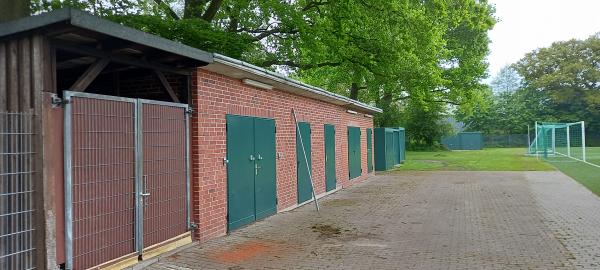 Edmund-Plambeck-Stadion Nebenplatz 2 - Norderstedt-Garstedt