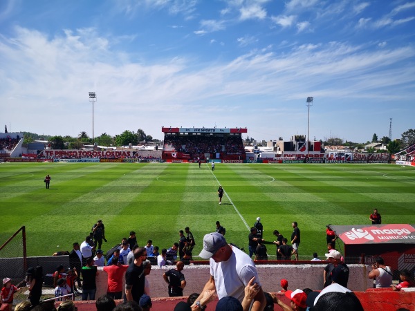 Estadio Omar Higinio Sperdutti - Maipú, Provincia de Mendoza