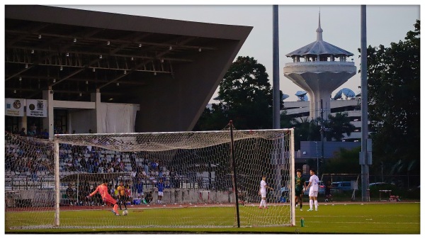 UP Diliman Football Field - Quezon City