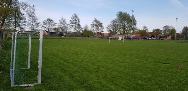 Gemeinde- und Sportzentrum Juliankadamm C-Platz - Heiligenstedten
