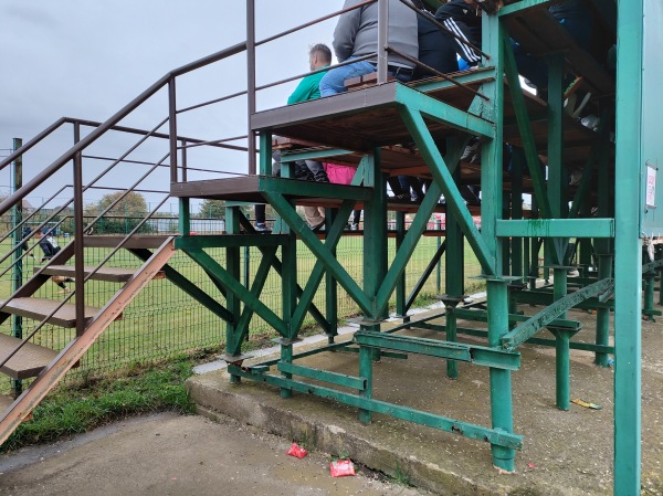 Stadionul Comunal Carani - Carani