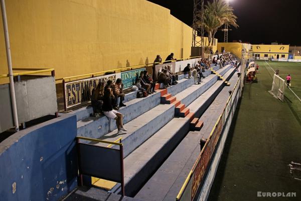 Campo de Fútbol La Palmera - San Isidro, Tenerife, CN