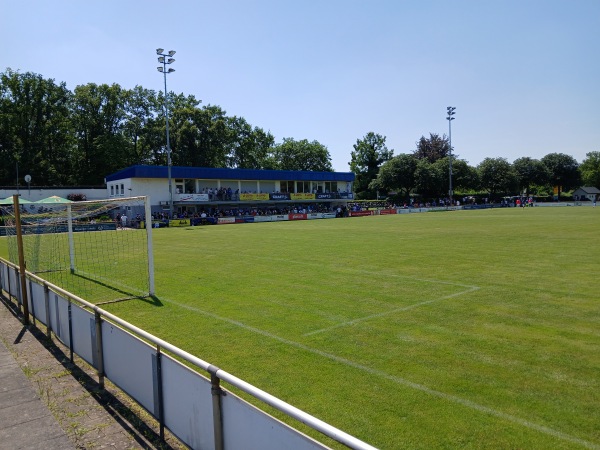 Stadion Am Krönungsbusch - Herxheim bei Landau