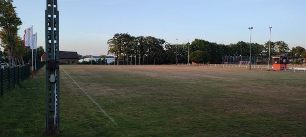 Schierbachstadion B-Platz - Nienstädt