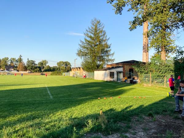 Boisko w Lipinki Łużyckie - Lipinki Łużyckie