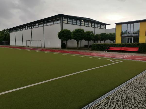 Sportplatz Lieselotte-Berger-Straße - Berlin-Rudow