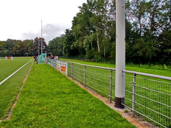 Sportplatz am Lichtturm - Solingen-Gräfrath