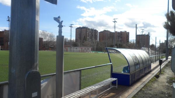 Campo de Fútbol Fuentelarreyna - Madrid, MD