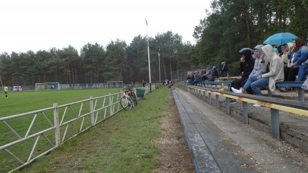 Boisko w Jasień - Jasień