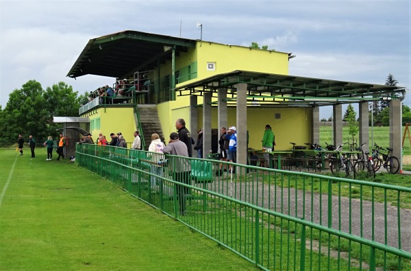 Futbalový štadión OŠK Láb - Láb