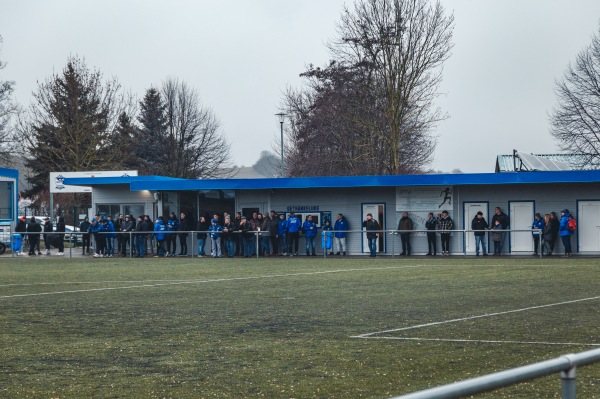 Sportplatz Unterm Weinberg - Farnstädt-Oberfarnstädt