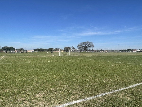 Cancha Gobernacion Pasto Natural 1 - Santa Cruz de la Sierra