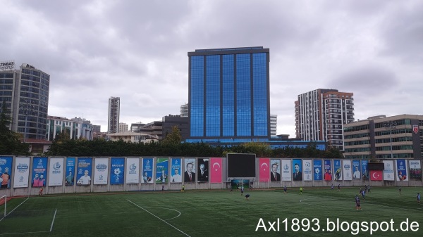 Bağcılar Belediyesi Mahmutbey Stadyumu - İstanbul