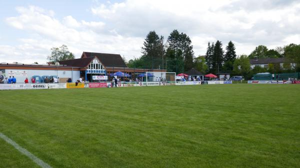 Stadion Im Weiher - Flieden